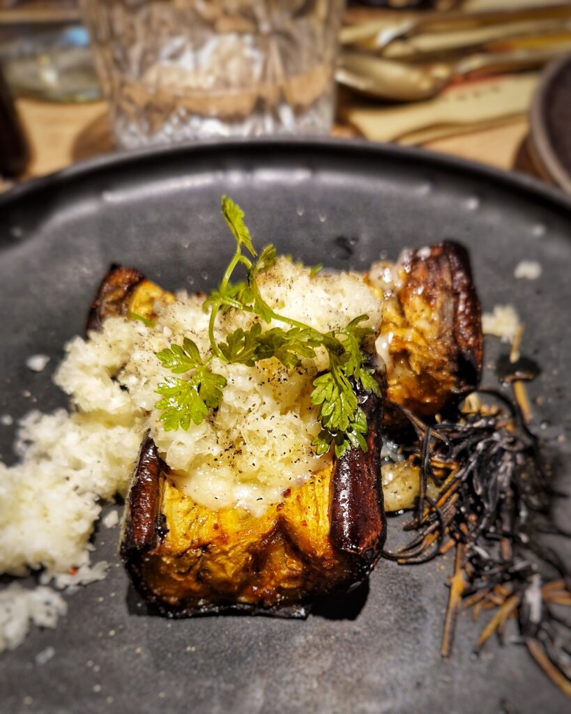 Geräucherte Auberginen im Les Décantés – Bordeaux