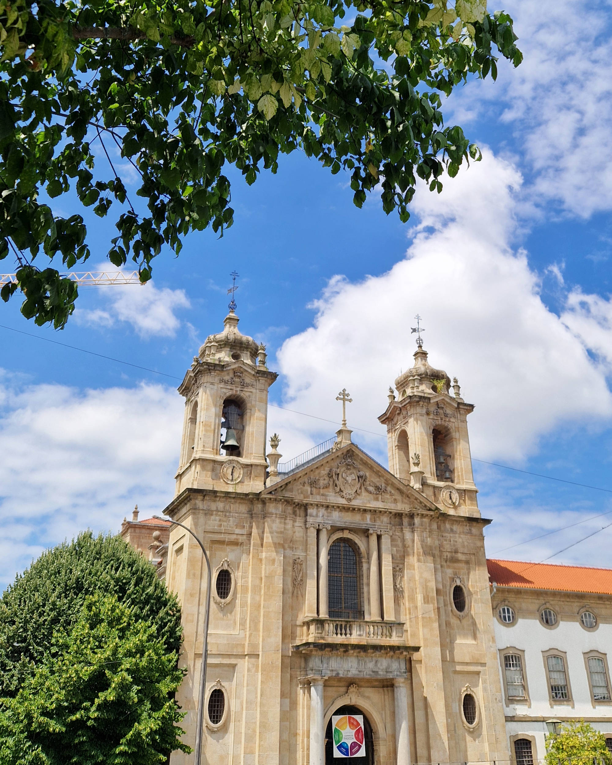 Kirche in der Stadtmitte von Braga 