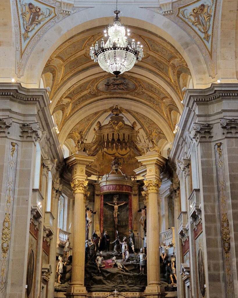 Altar der Basilika Bom Jesus do Monte in Braga
