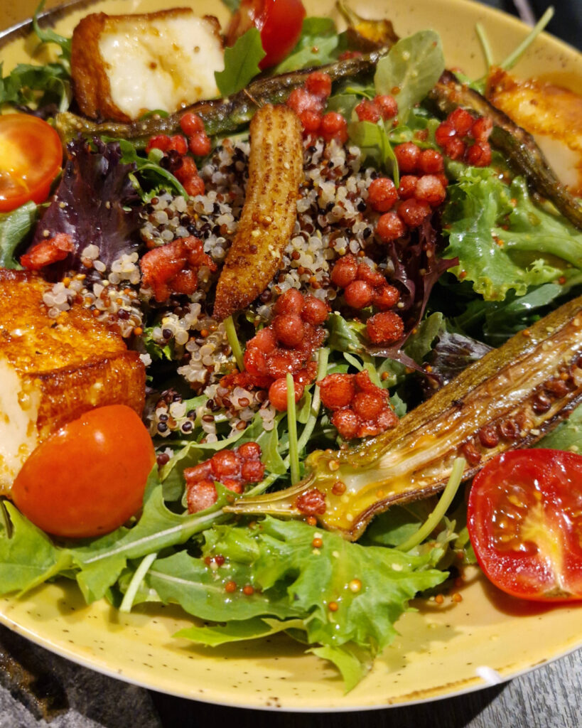 Amazonassalat im Capim Dourado in Braga